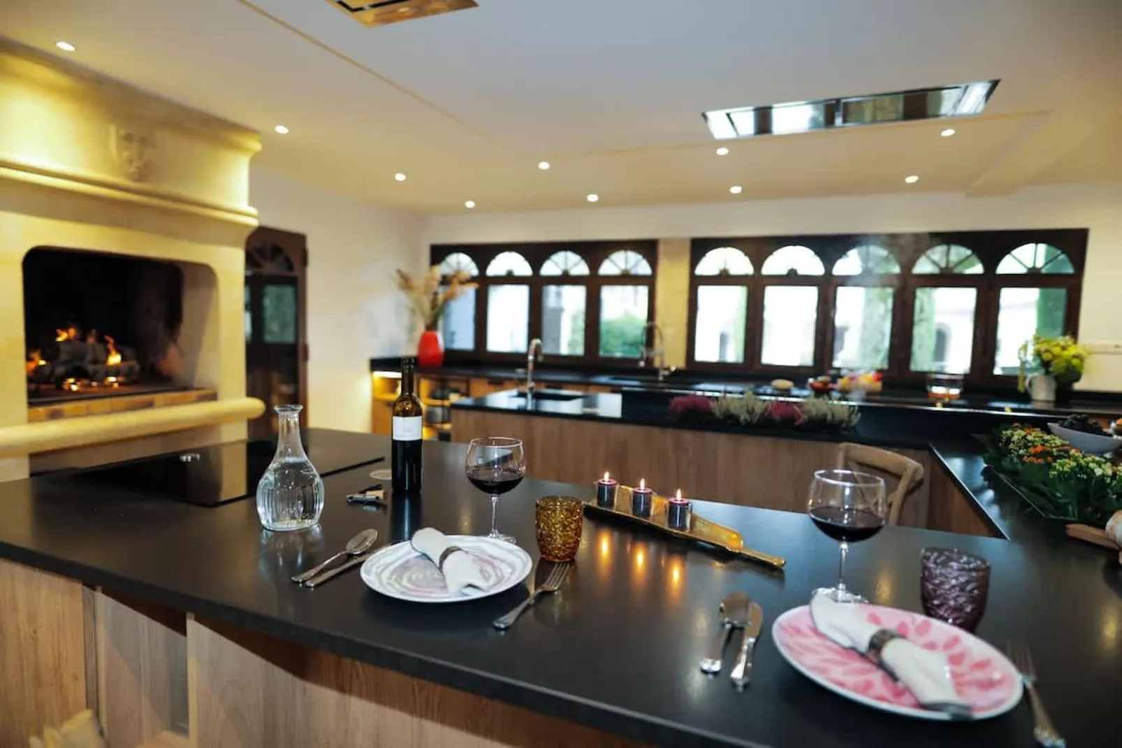 Charmant Mas Provençal avec piscine et jacuzzis-Kitchen