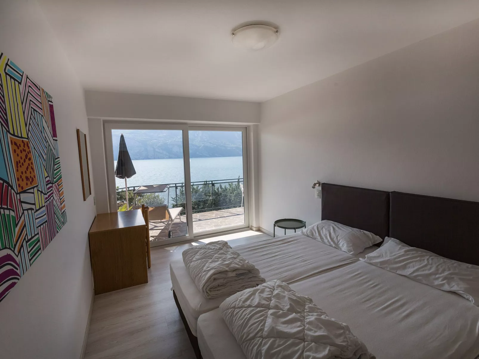 Zwei-Zimmer-Wohnung mit Seeblick, Grill und Gemeinschaftspool - Image-tags.info