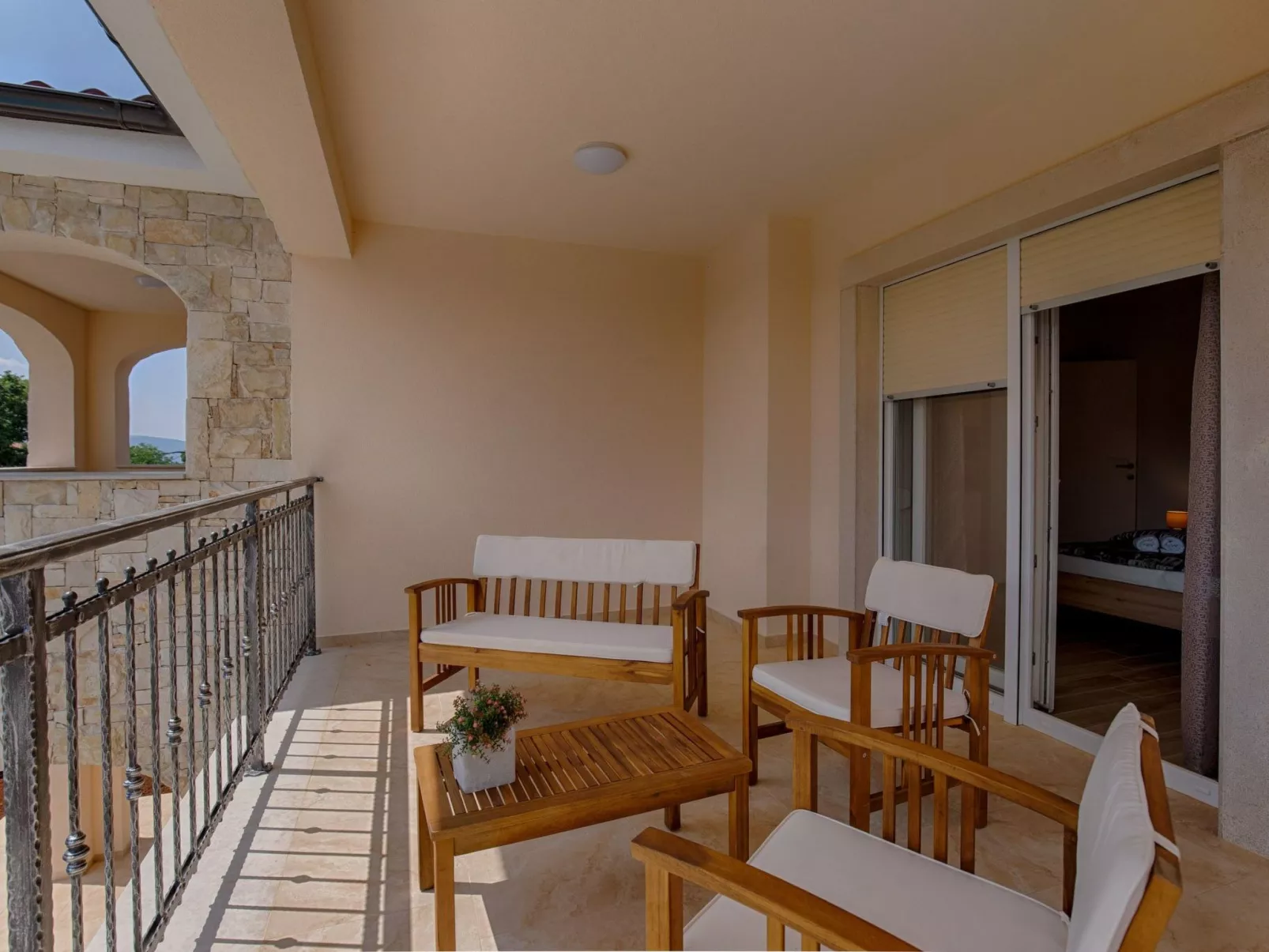 Haus in Pinezići mit privatem Pool - Image-tags.info