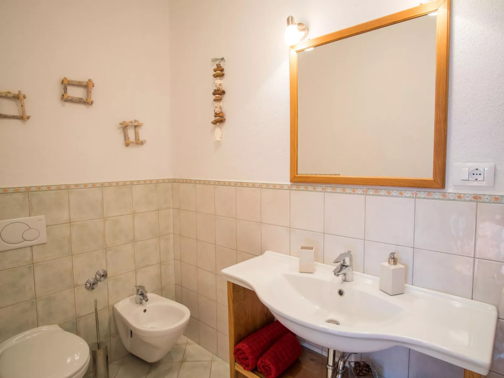 Villa mit Pool, Olivengarten und Meerblick-Image-tags.info