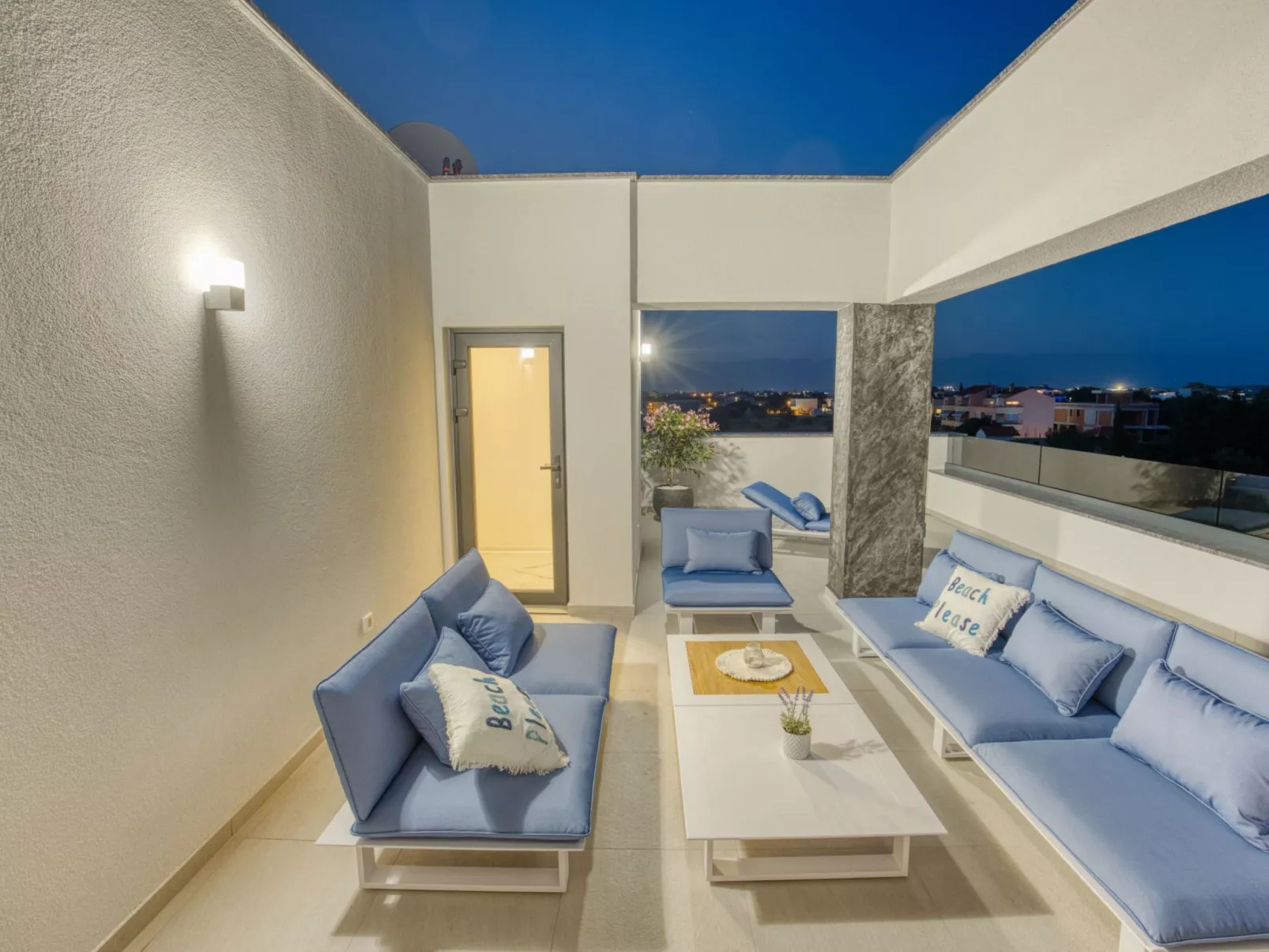 Villa Elena - Image-tags.info