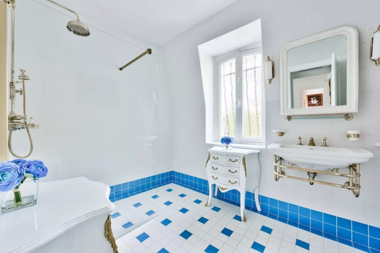 Noble demeure de luxe en plein coeur de Paris-Badezimmer