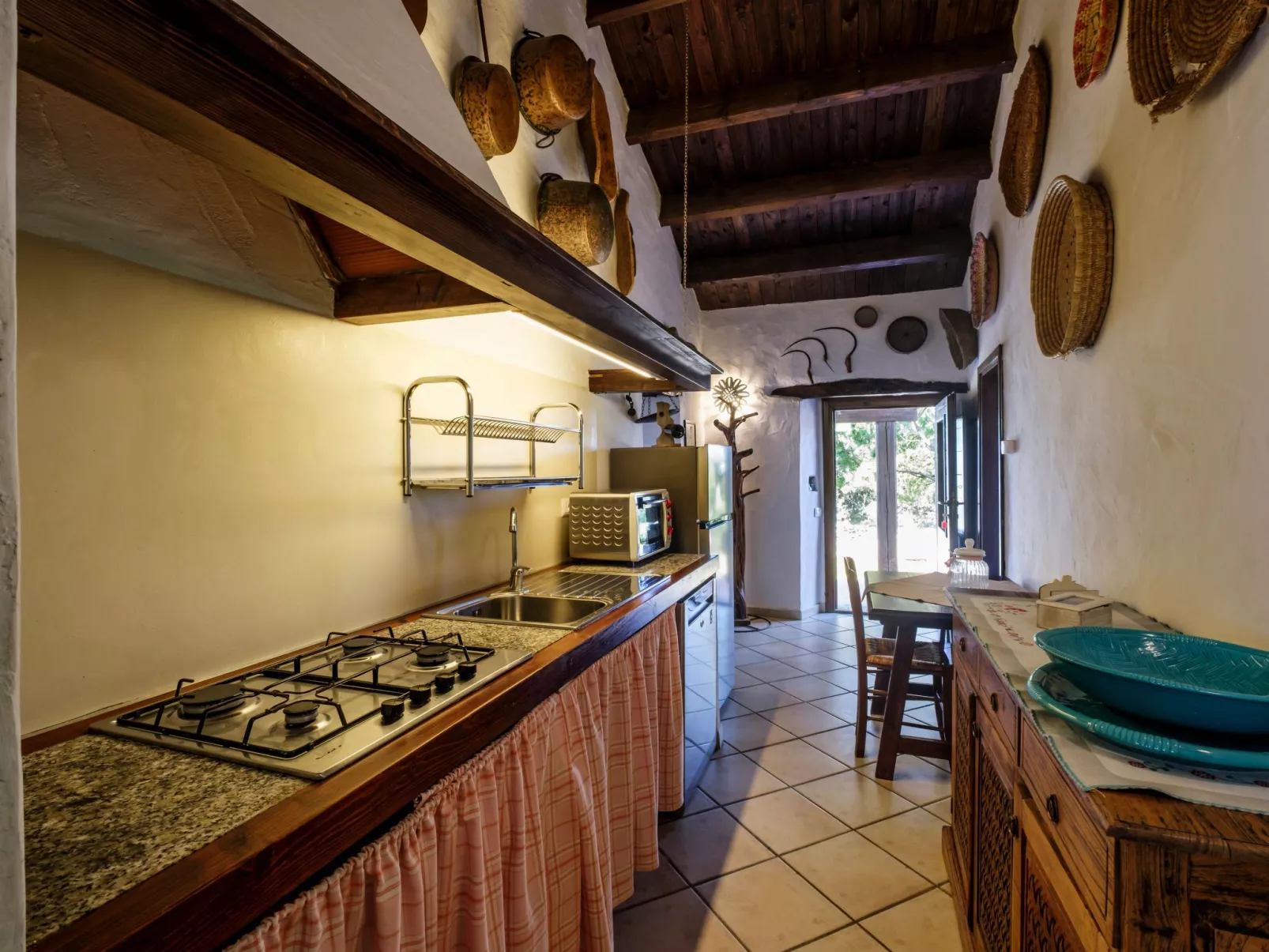 Altes gallurisches Bauernhaus mit Blick auf Olbia - Inside
