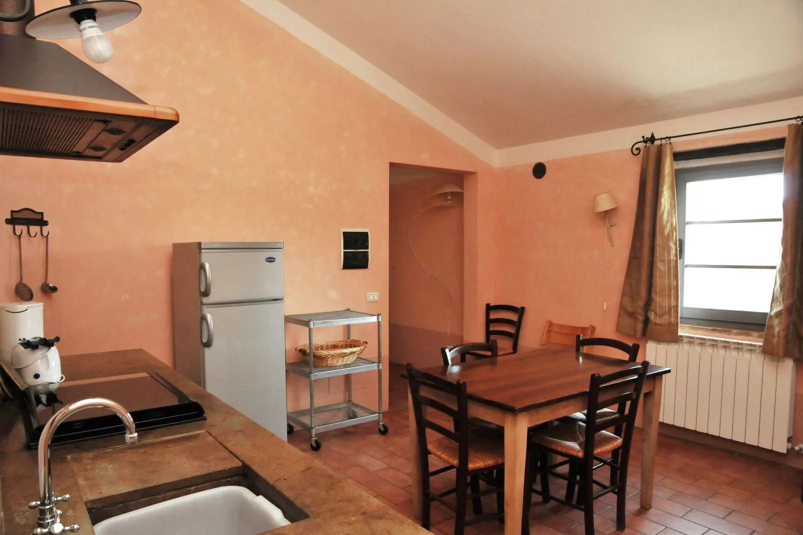 Zinie-Kitchen