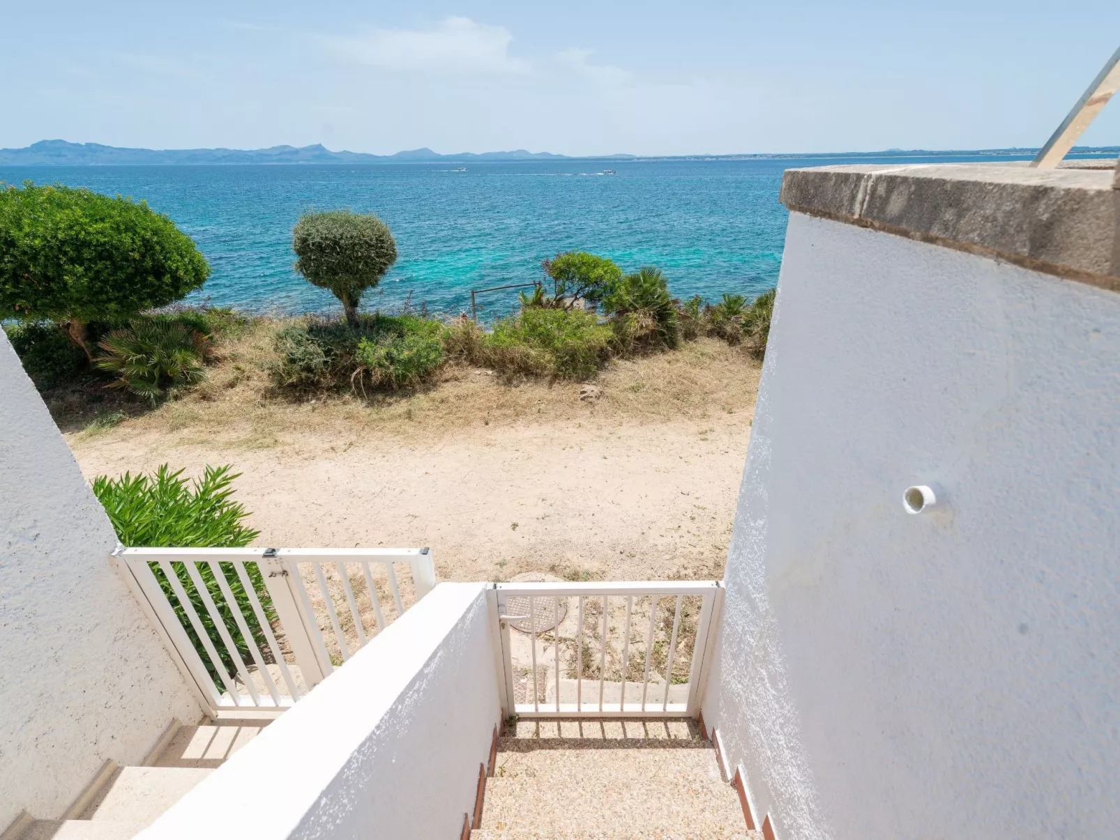 Verträumte Villa mit privatem Pool und Liegewiese - Image-tags.info