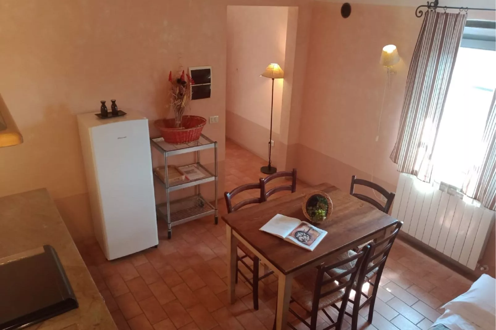 Zinie-Living room
