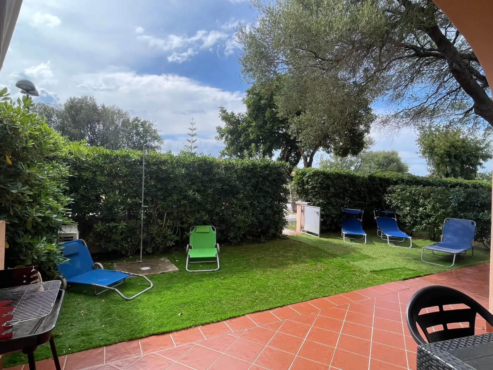 Wohnung "Alter Olivenbaum" mit Garten - Image-tags.info