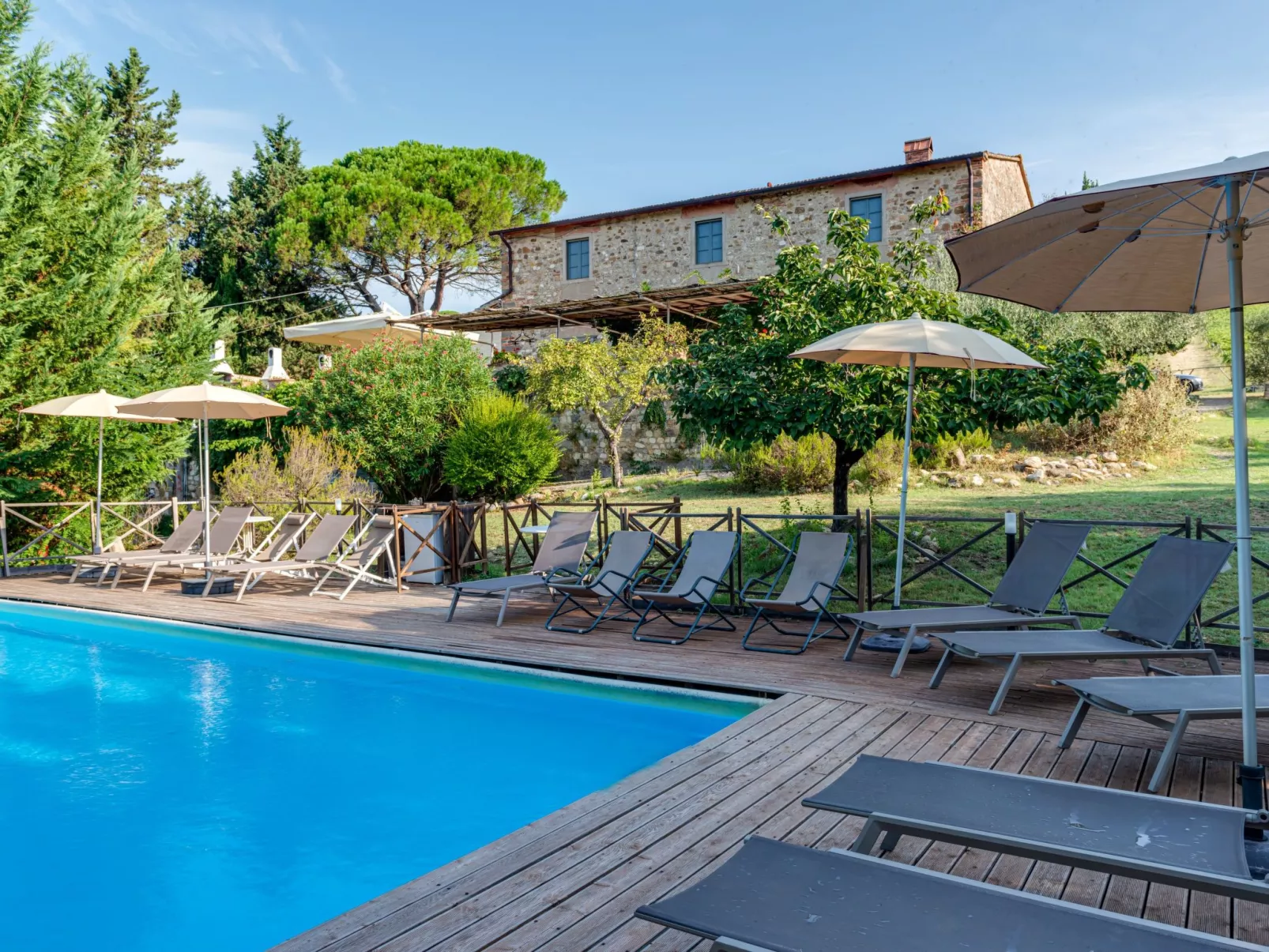 Weiberg Pool Acquapietra Villa Florenz mit Weinbergen und Pool | Holidayhome.com