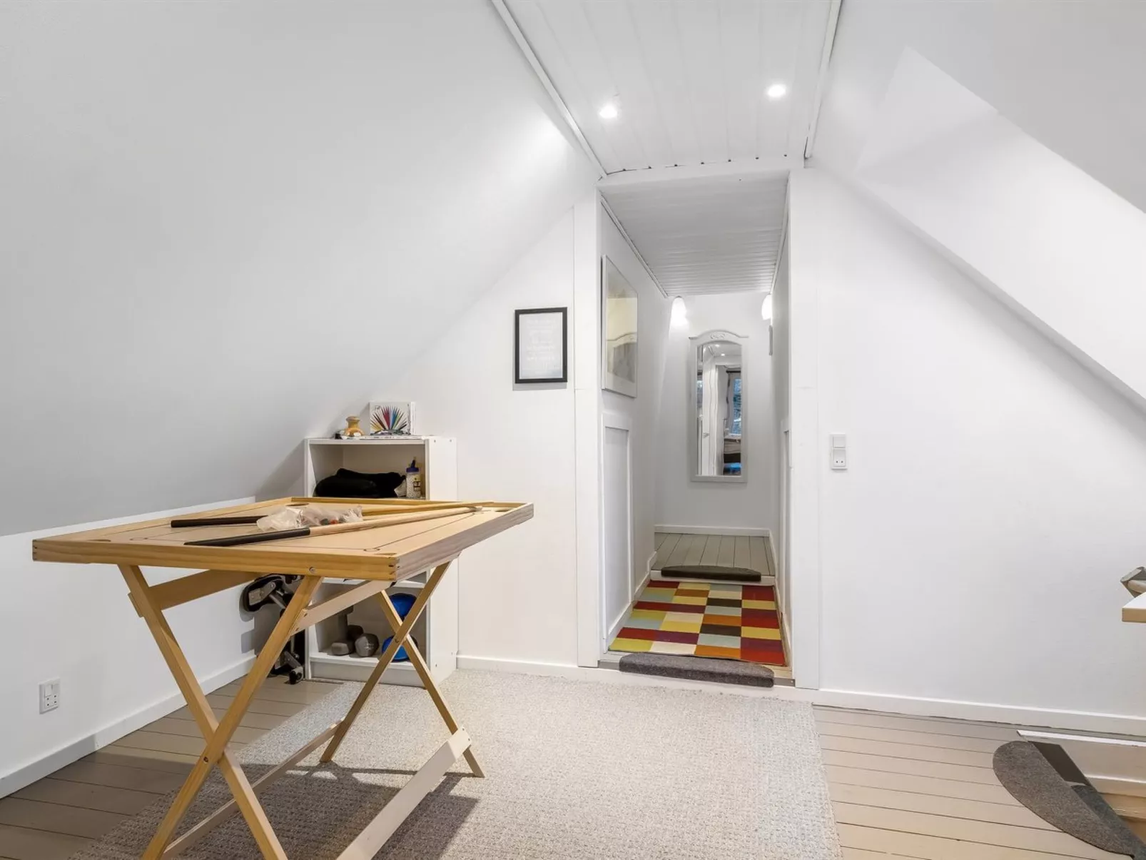 "Yorik" - 1.6km from the sea-Inside