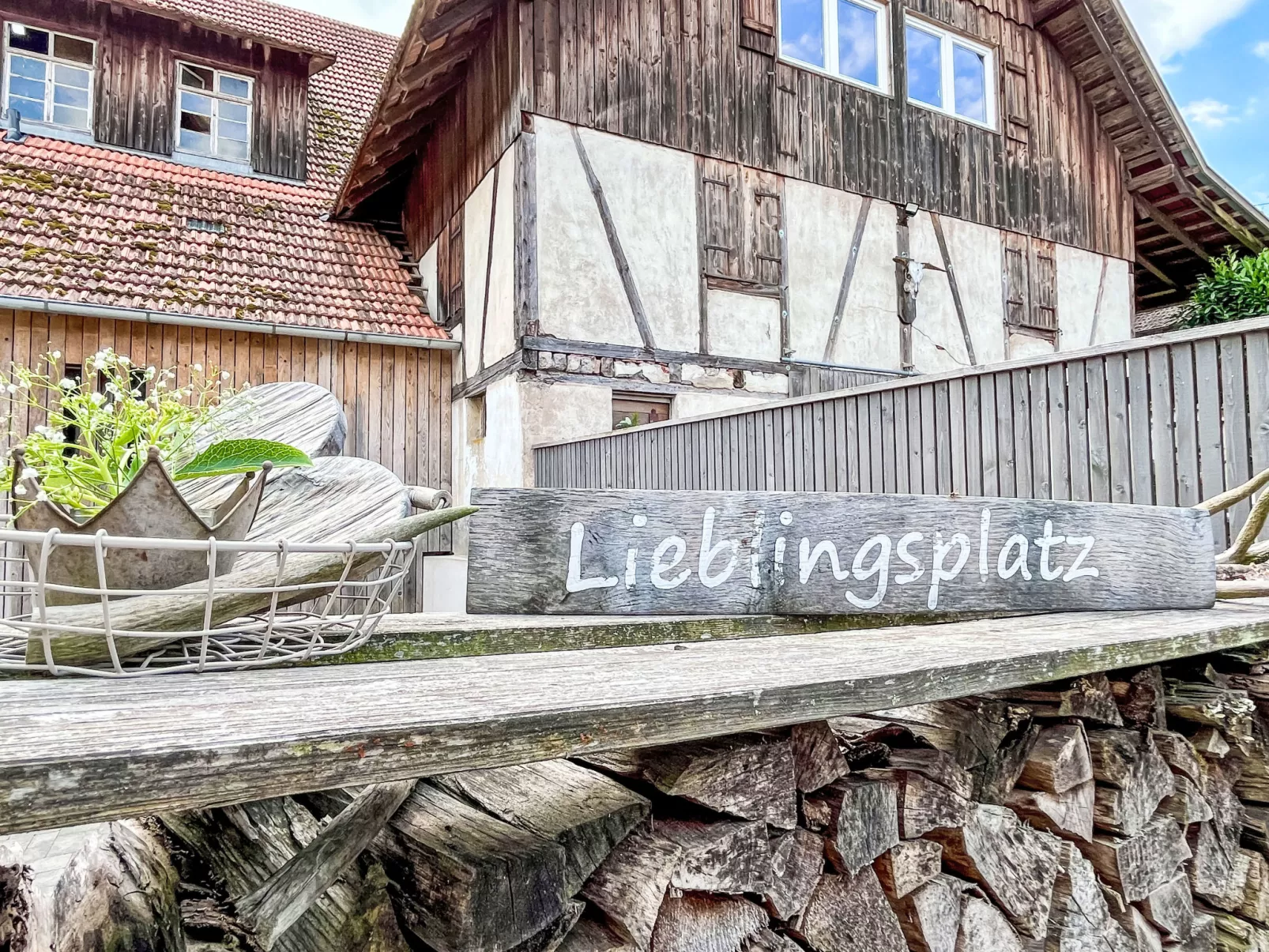 Kinast (HFT201)-Outside