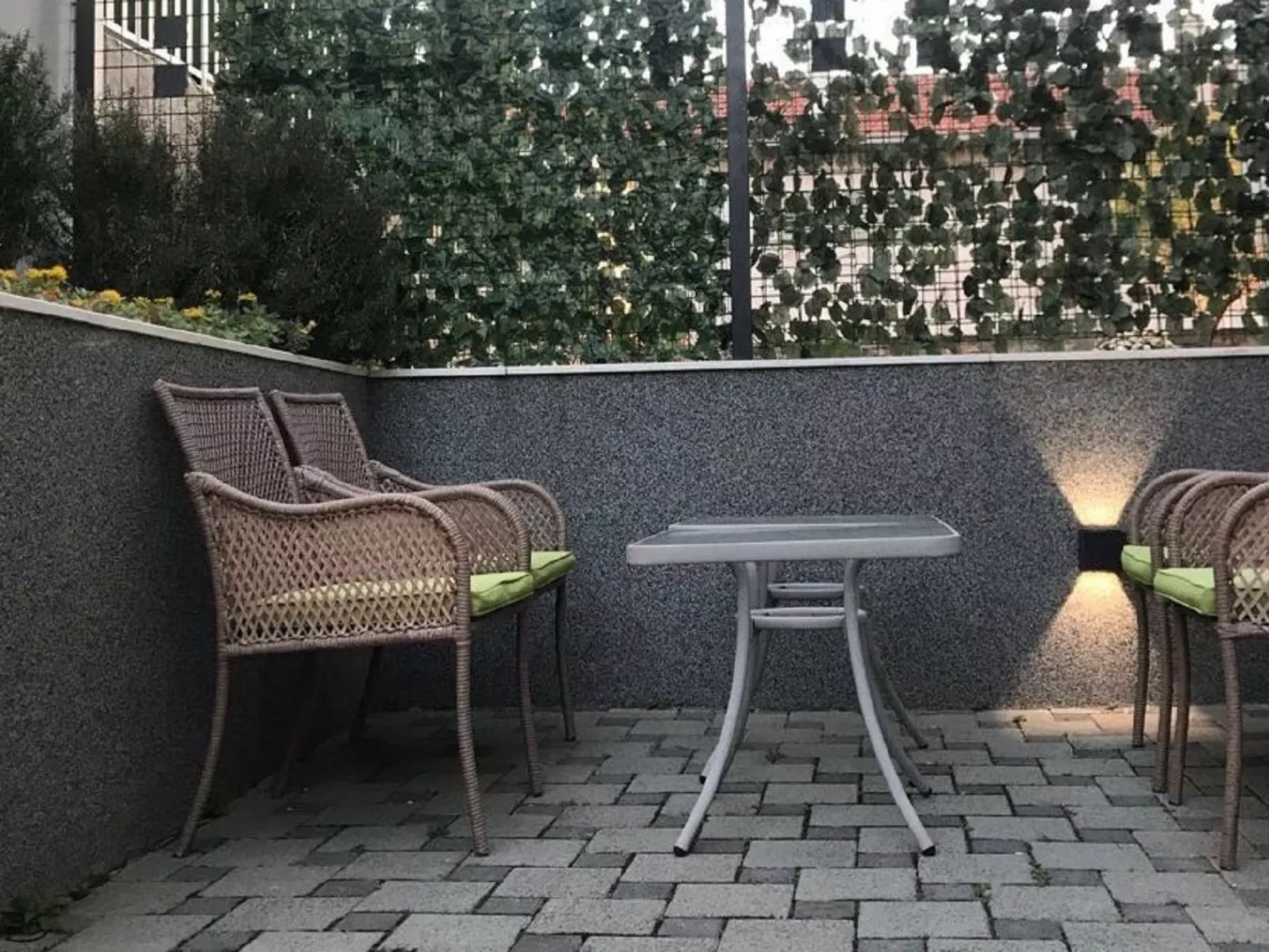 Ruhige Ferienwohnung mit Veranda und Garten - Image-tags.info