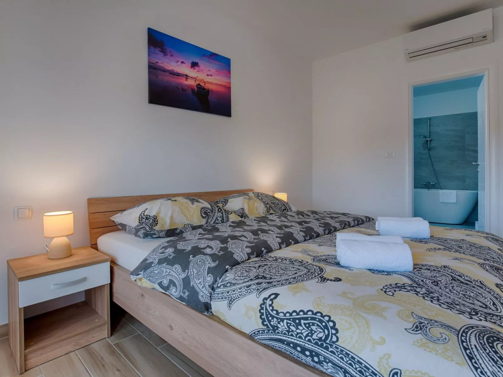 Haus in Pinezići mit privatem Pool - Image-tags.info