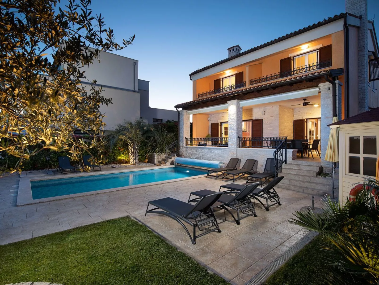 In Pomer mit privatem beheizten Pool und Meerblick - Image-tags.info