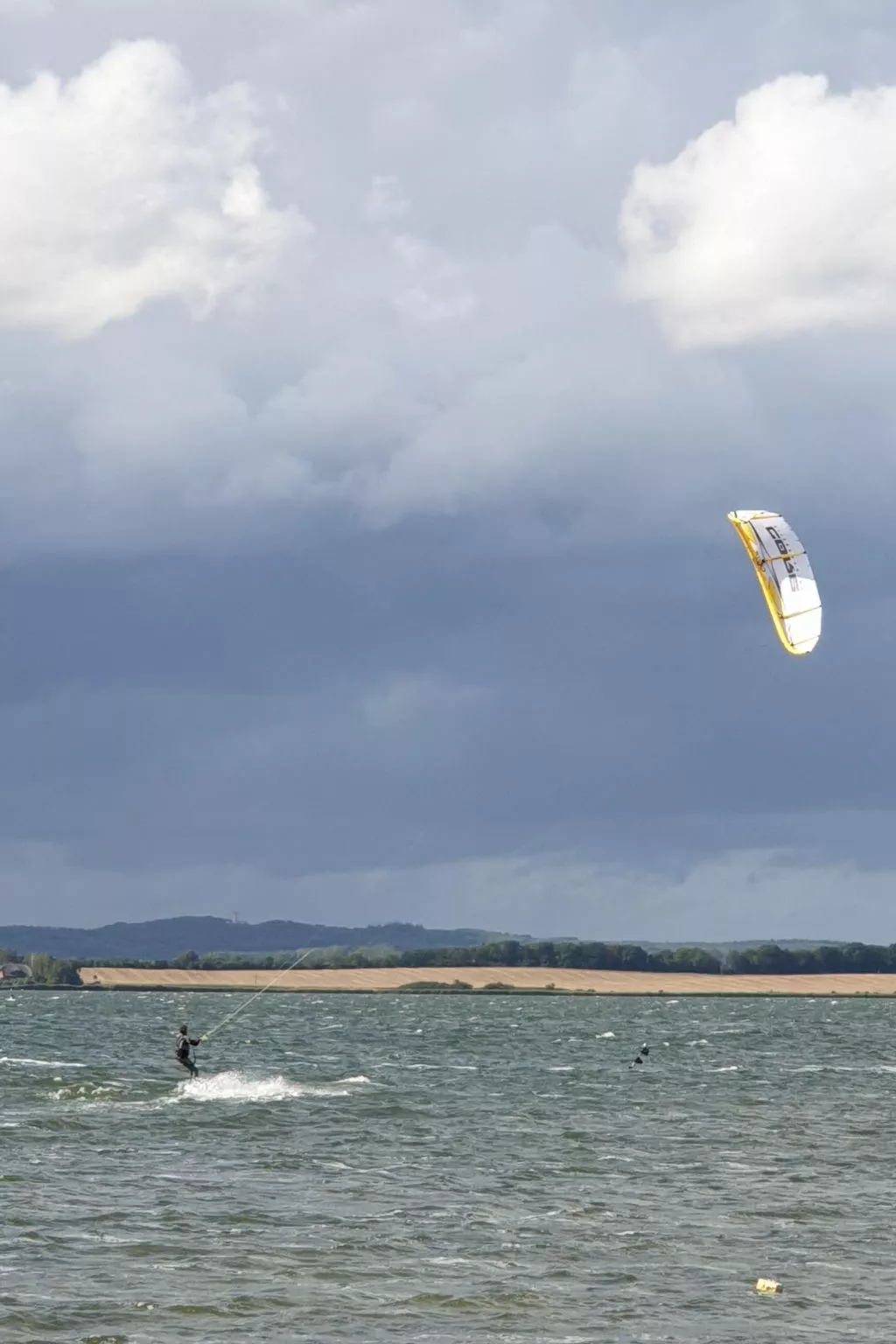 TRADITIONELLES REETDACHHAUS MIT SAUNA, KAMINOFEN UND PRIVATEM WASSERZUGANG - Image-tags.info