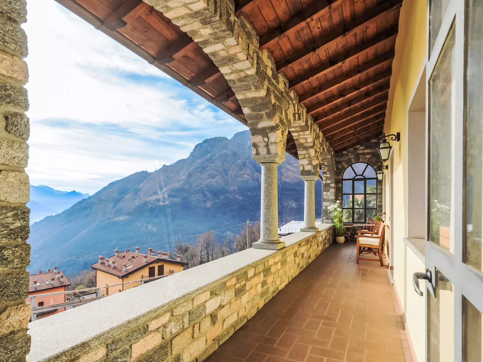 Casa Muschialli-Outside