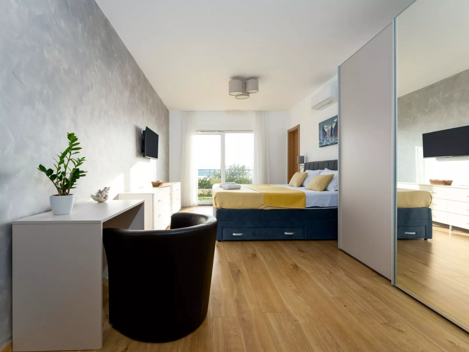 Schone Villa mit Pool, Meerblick, Strand - Image-tags.info