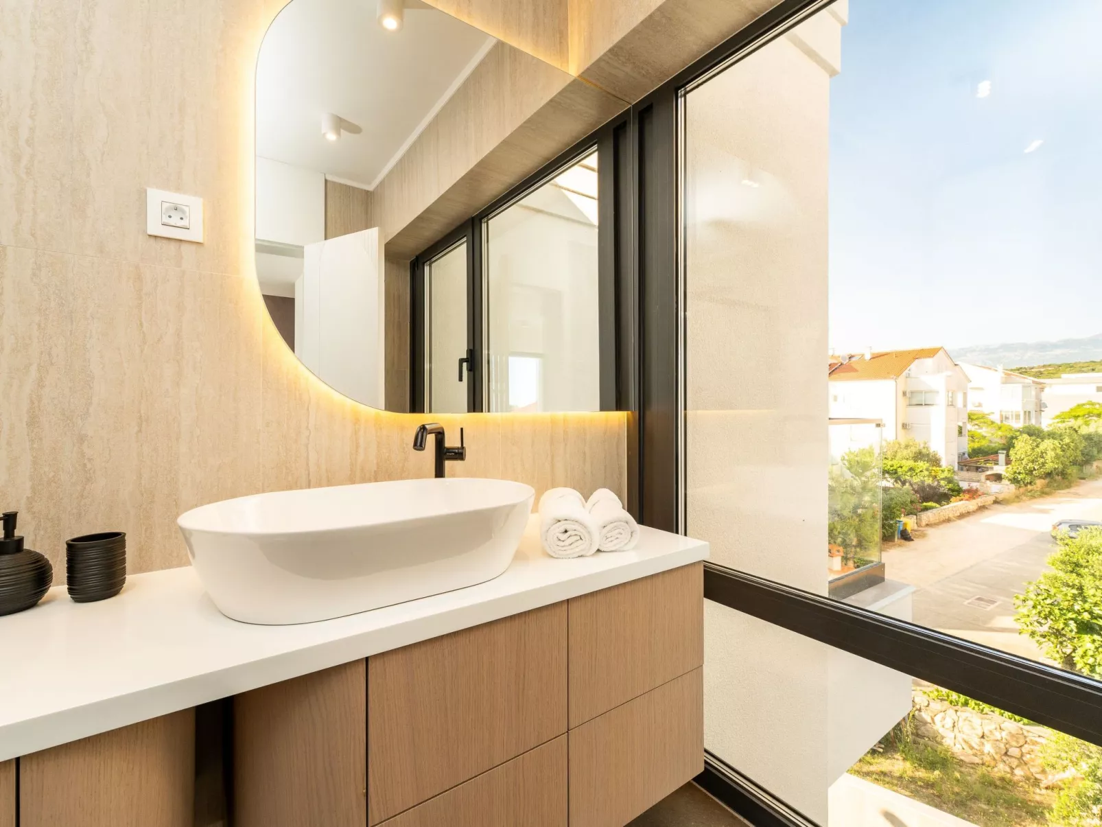 Vier-Schlafzimmer-Wohnung Dantela mit Tauchbecken - Inside