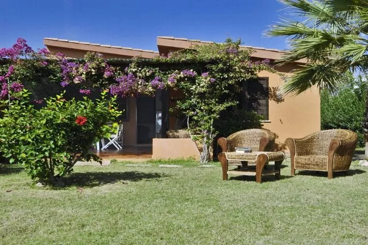 Residence Reale Marina Trilo-Gardens summer