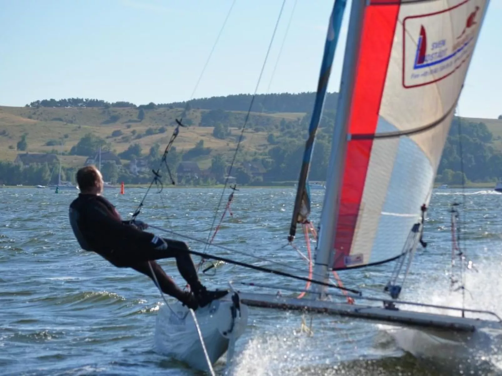 TRADITIONELLES REETDACHHAUS MIT SAUNA, KAMINOFEN UND PRIVATEM WASSERZUGANG - Image-tags.info