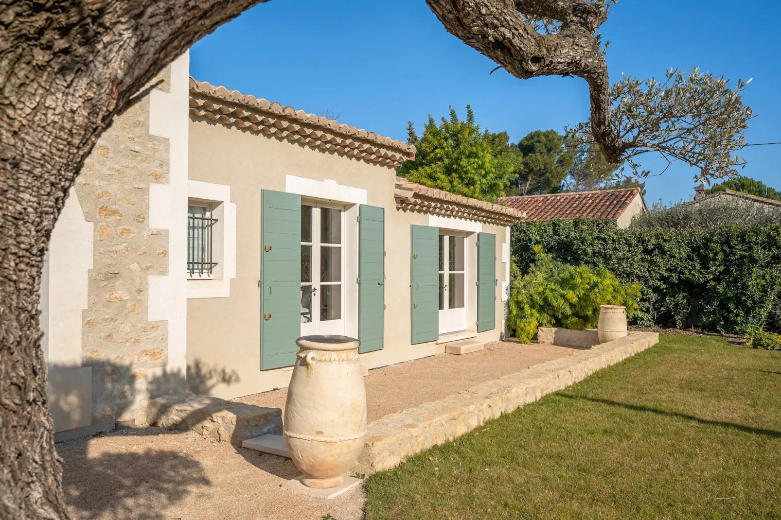 Villa Lou Pantaï  Élégance et Confort au Cœur de Saint-Rémy-de-Provence-Garten Sommer