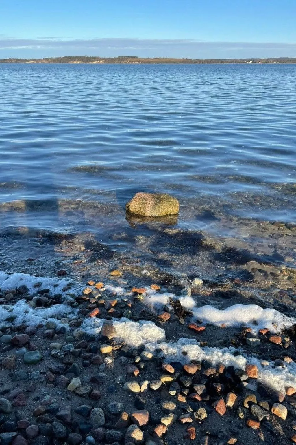 TRADITIONELLES REETDACHHAUS MIT SAUNA, KAMINOFEN UND PRIVATEM WASSERZUGANG - Image-tags.info