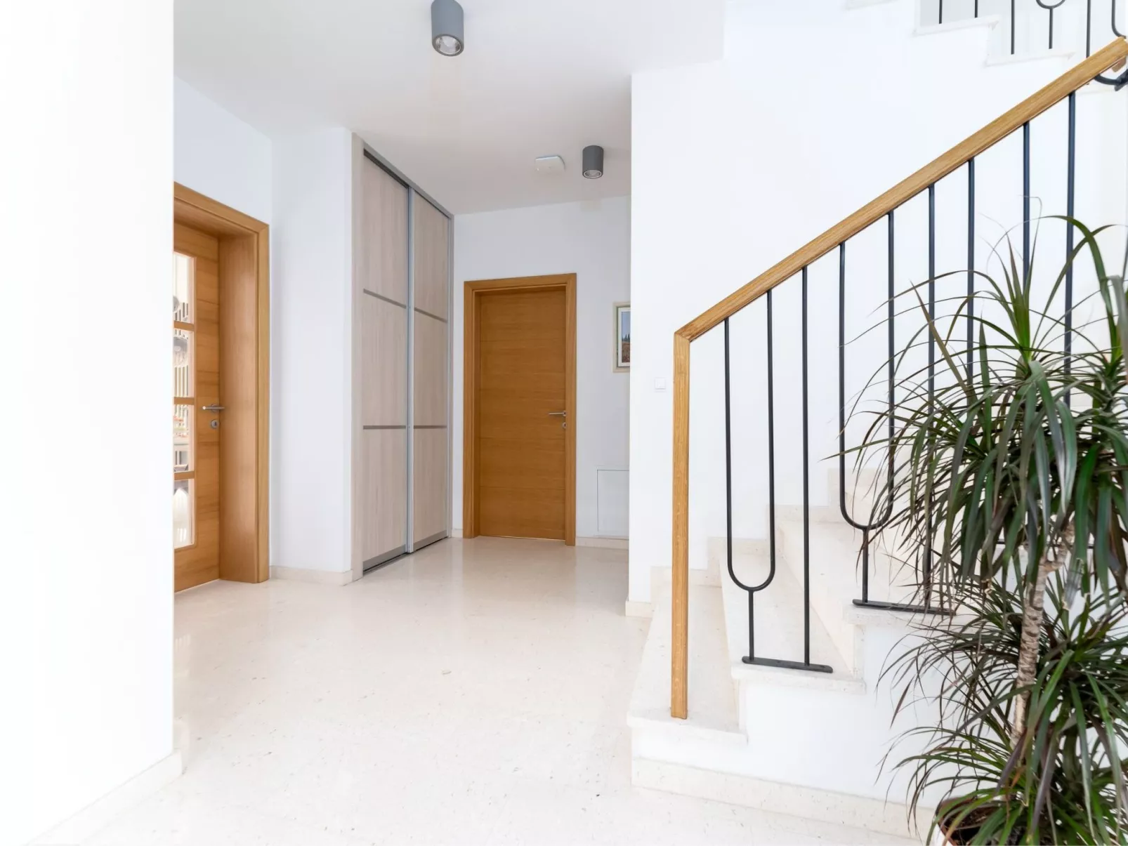 Schone Villa mit Pool, Meerblick, Strand - Image-tags.info