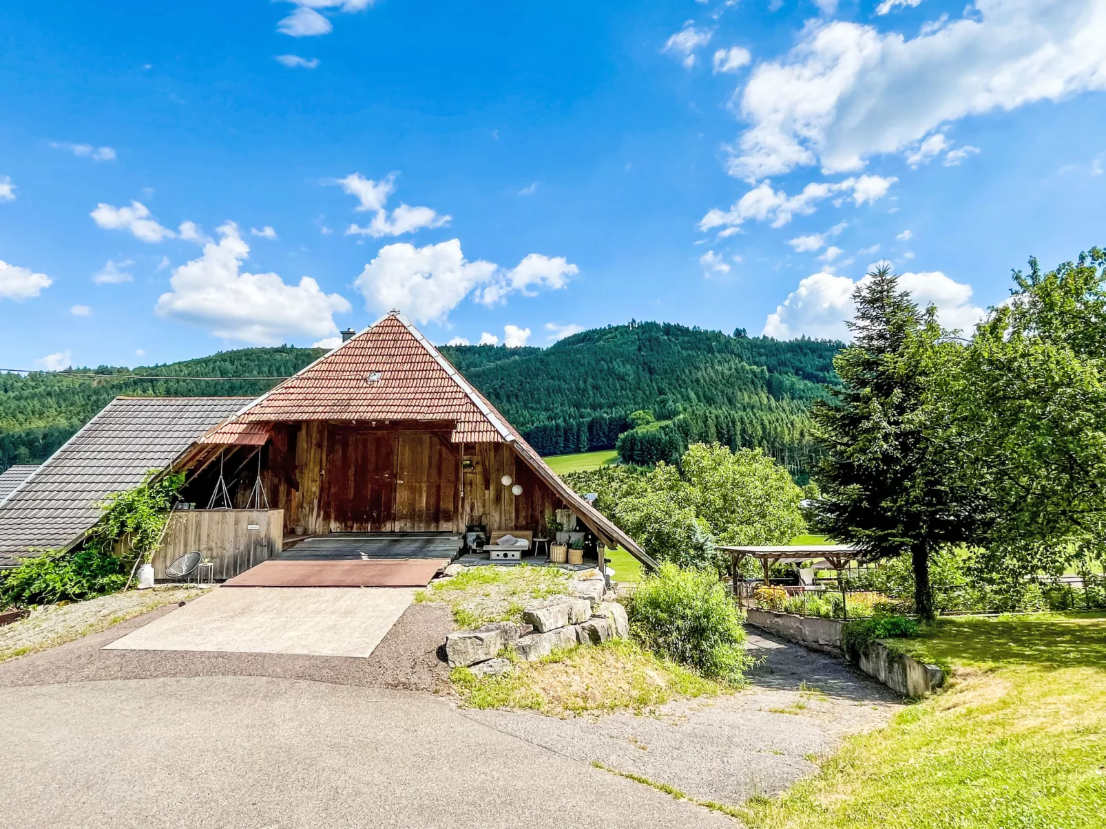 Kinast (HFT202) - Draußen