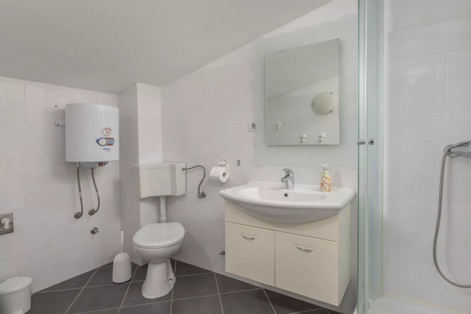 Villa Blanka - Six Bedroom Villa with Swimming Pool and Sea View-Badezimmer