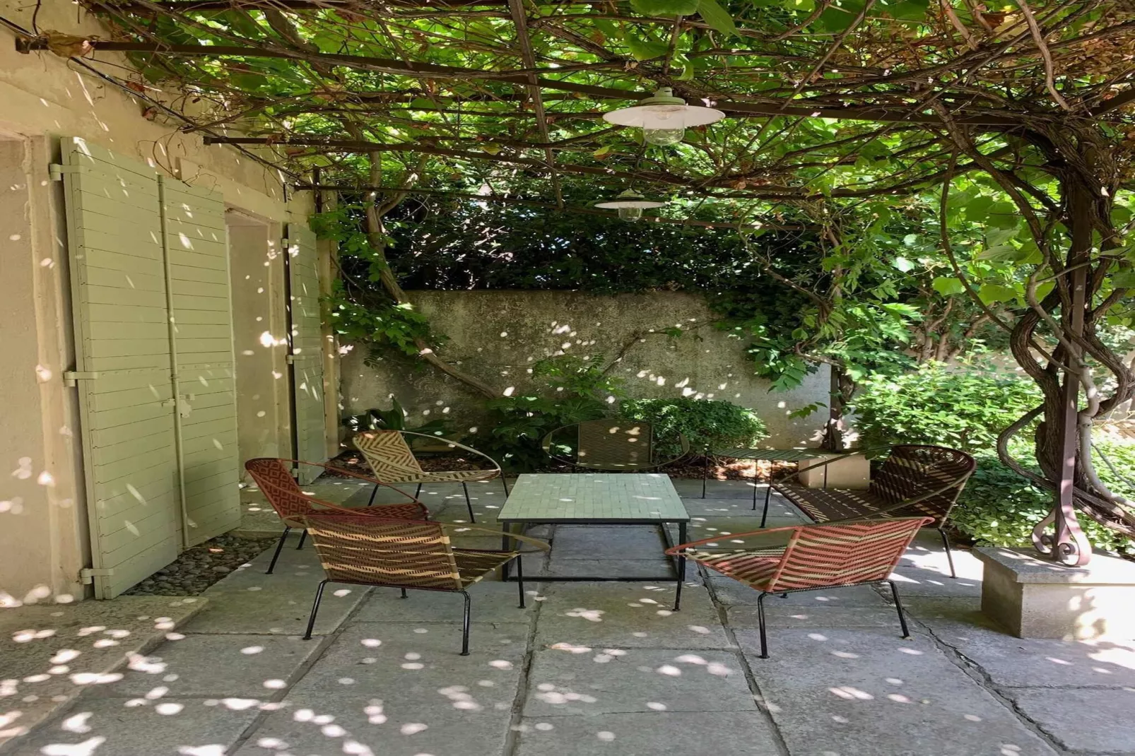 Mas Maillane demeure du XVIIIe entièrement rénové-Terrace balcony