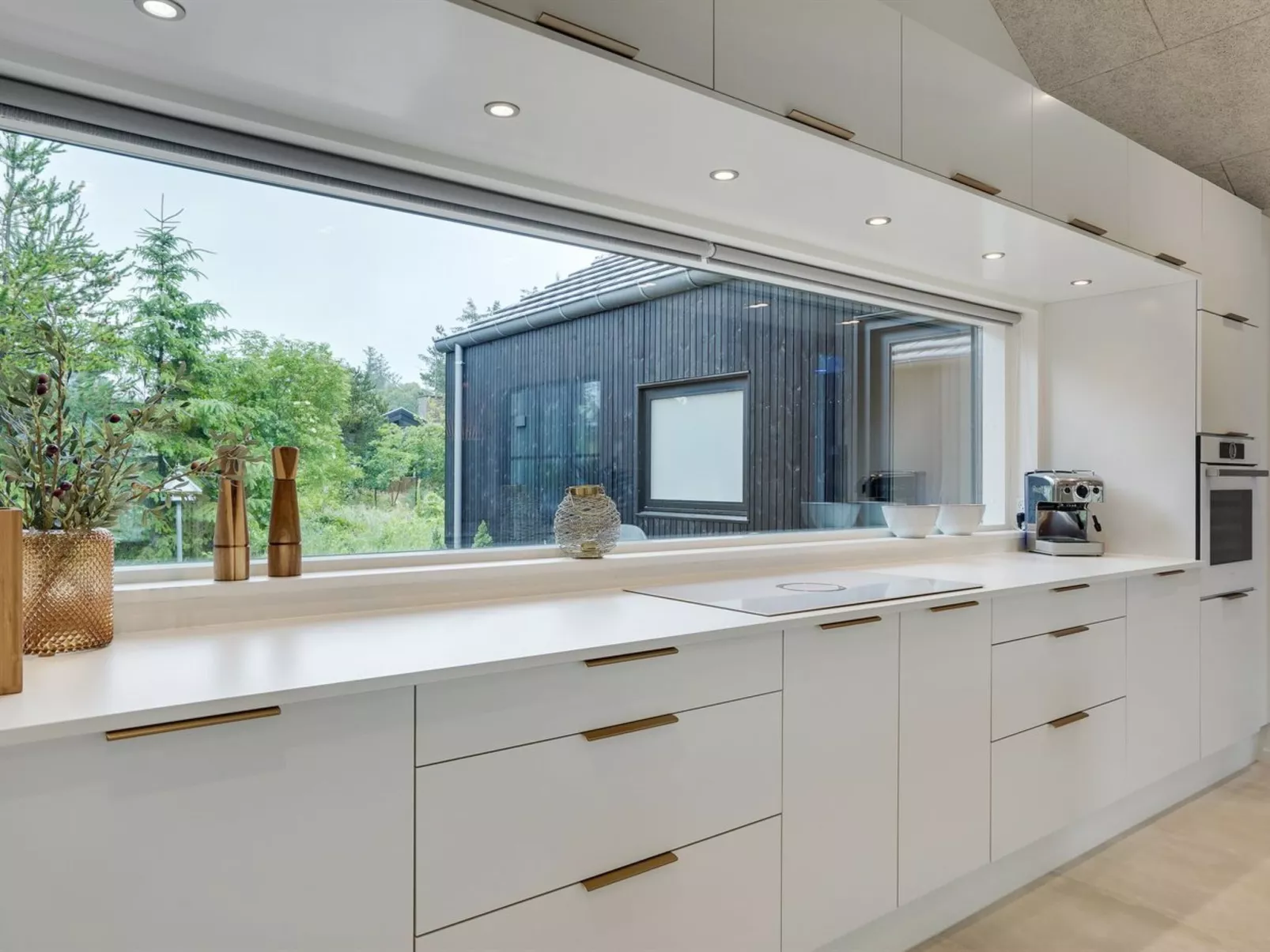 "Menja" - 1.4km from the sea-Inside