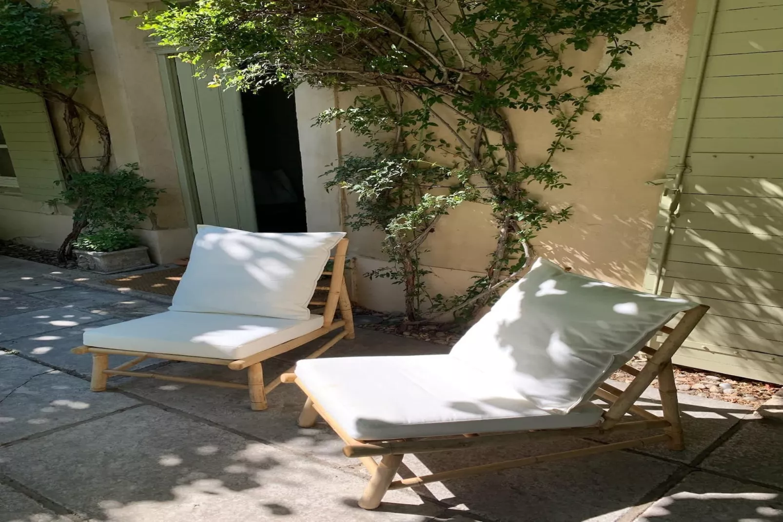 Mas Maillane demeure du XVIIIe entièrement rénové-Terrace balcony