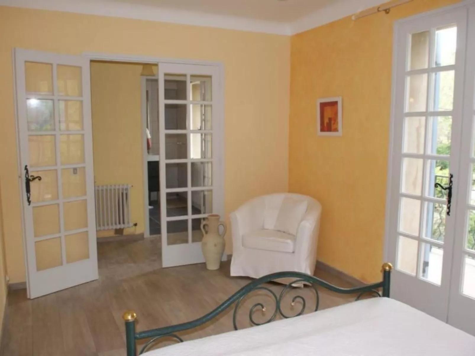 Schöne provenzalische Villa Les Carlets mit Pool - Image-tags.info