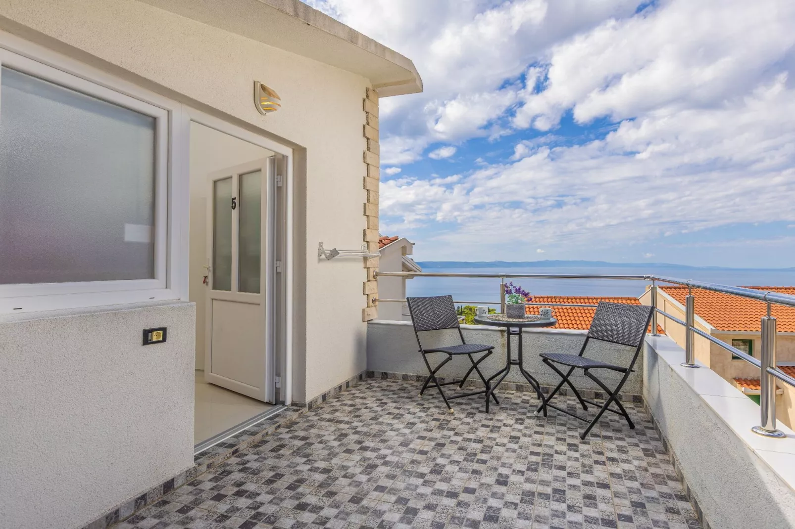 Villa Blanka - Six Bedroom Villa with Swimming Pool and Sea View-Ambiente