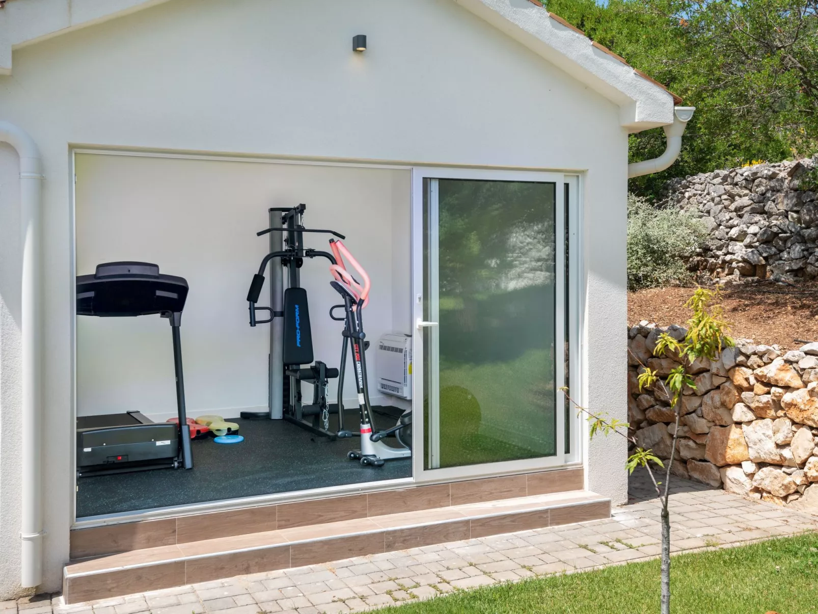 Villa Sunrise - Outside