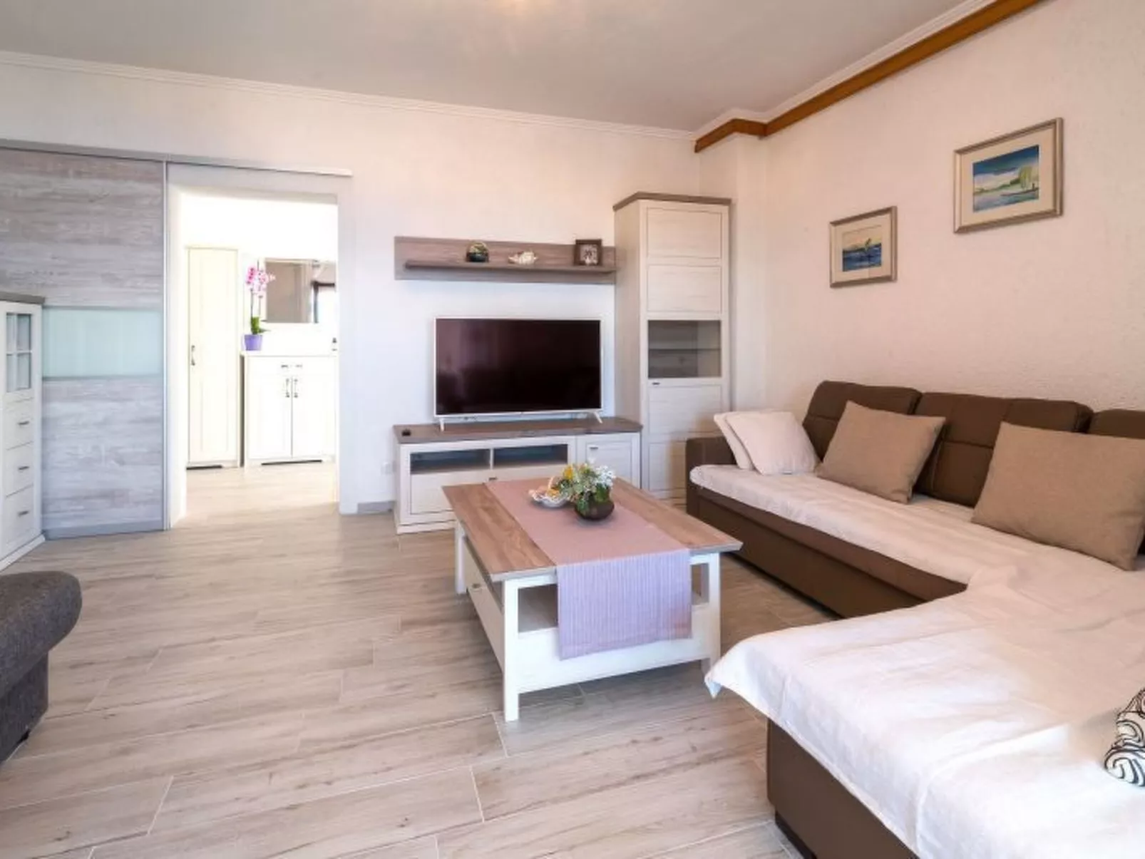 Luxuriöse Villa mit Pool und fantastischem Meerblick - Image-tags.info