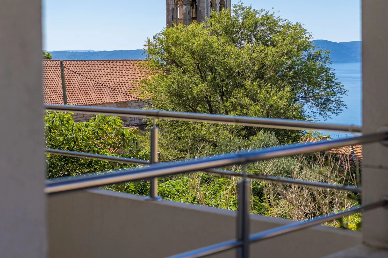 Villa Blanka - Six Bedroom Villa with Swimming Pool and Sea View-Ambiente