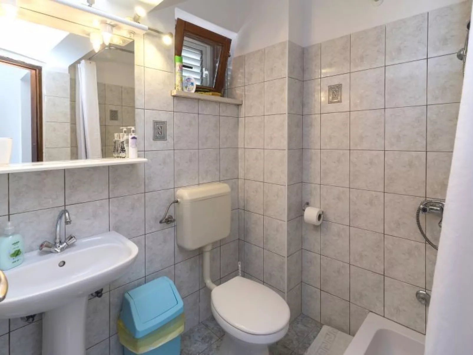 Luxuriöse Villa mit Pool und fantastischem Meerblick - Image-tags.info