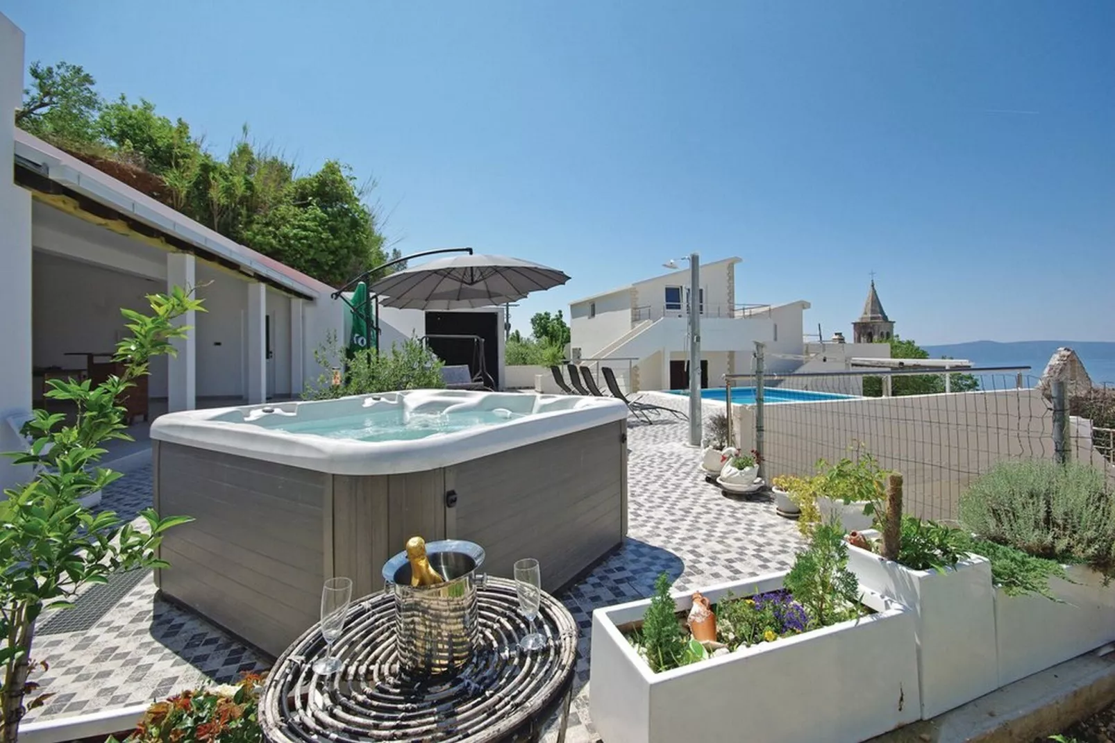 Villa Blanka - Six Bedroom Villa with Swimming Pool and Sea View-Im Freien