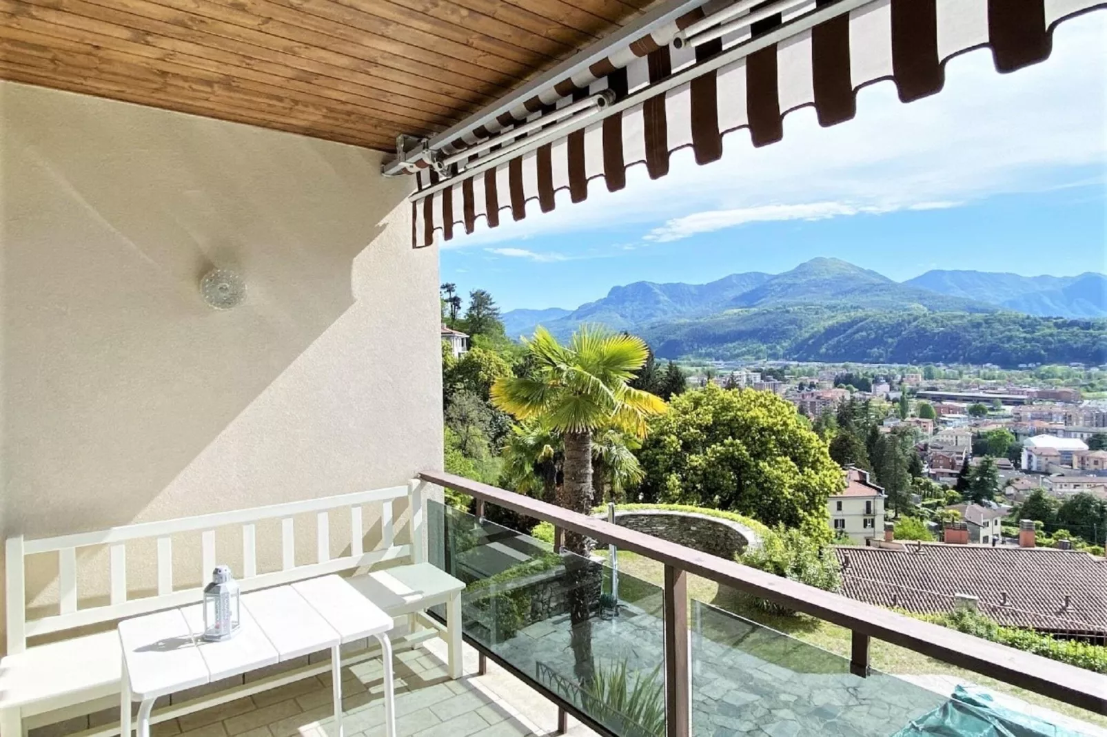 VC02/8 - Villa Castiglioni-Terrace balcony