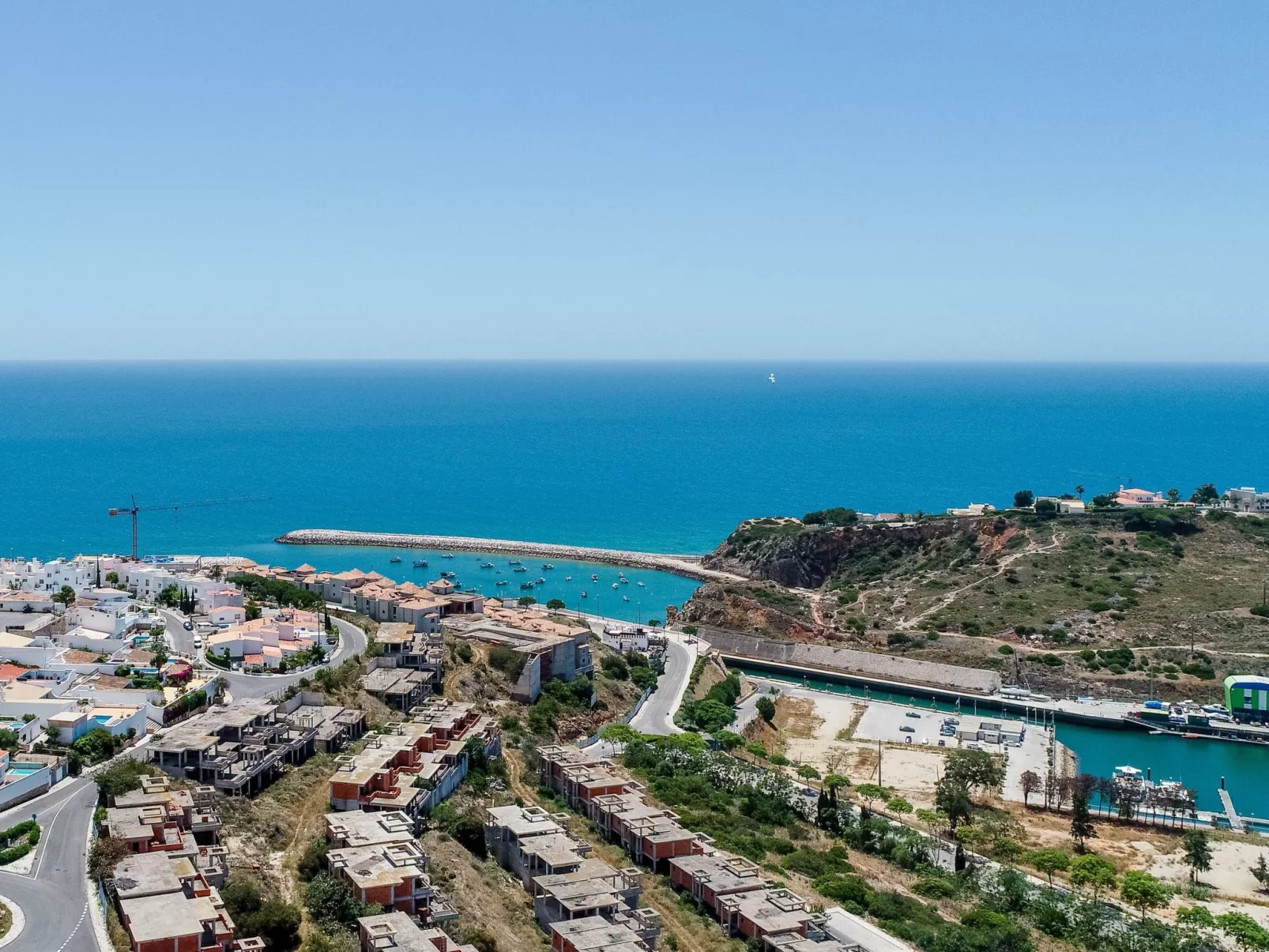 "Elena 1" mit Blick auf das Wasser - Image-tags.info