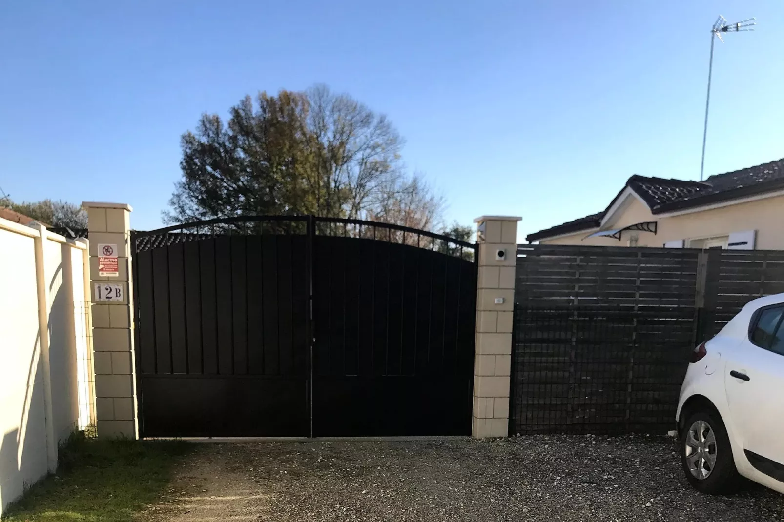Chambre zen chez l'habitant avec piscine-Empfangshalle