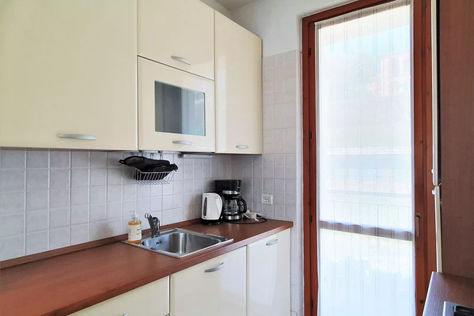 BOS03/3-Kitchen
