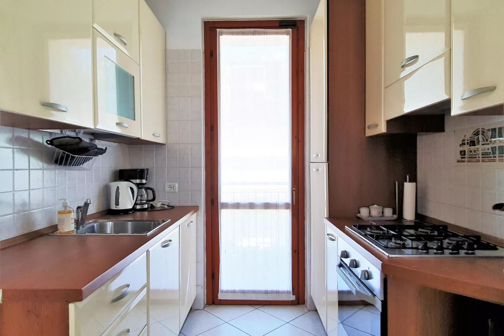 BOS03/3-Kitchen