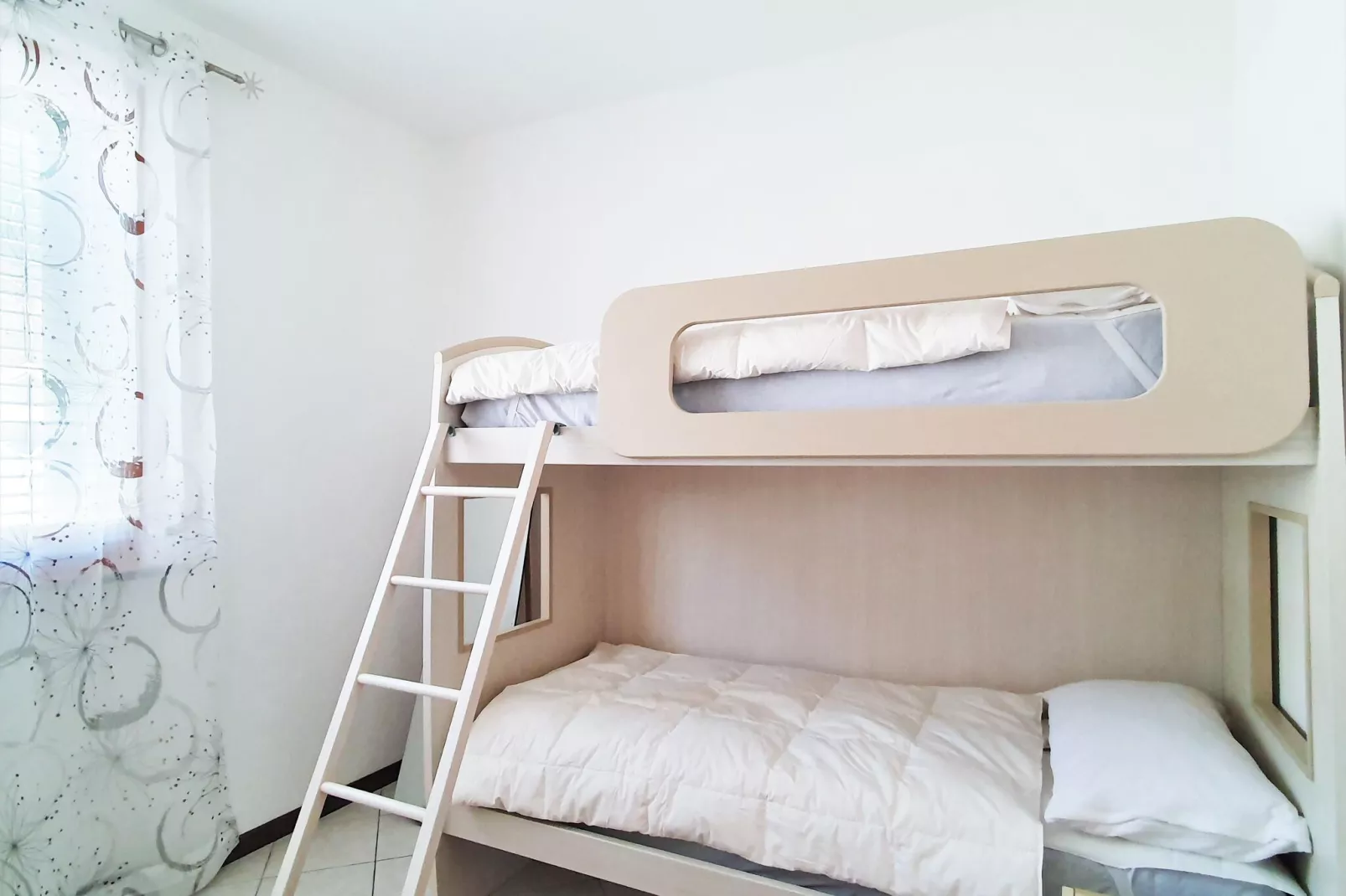 BOS03/3-Bedroom