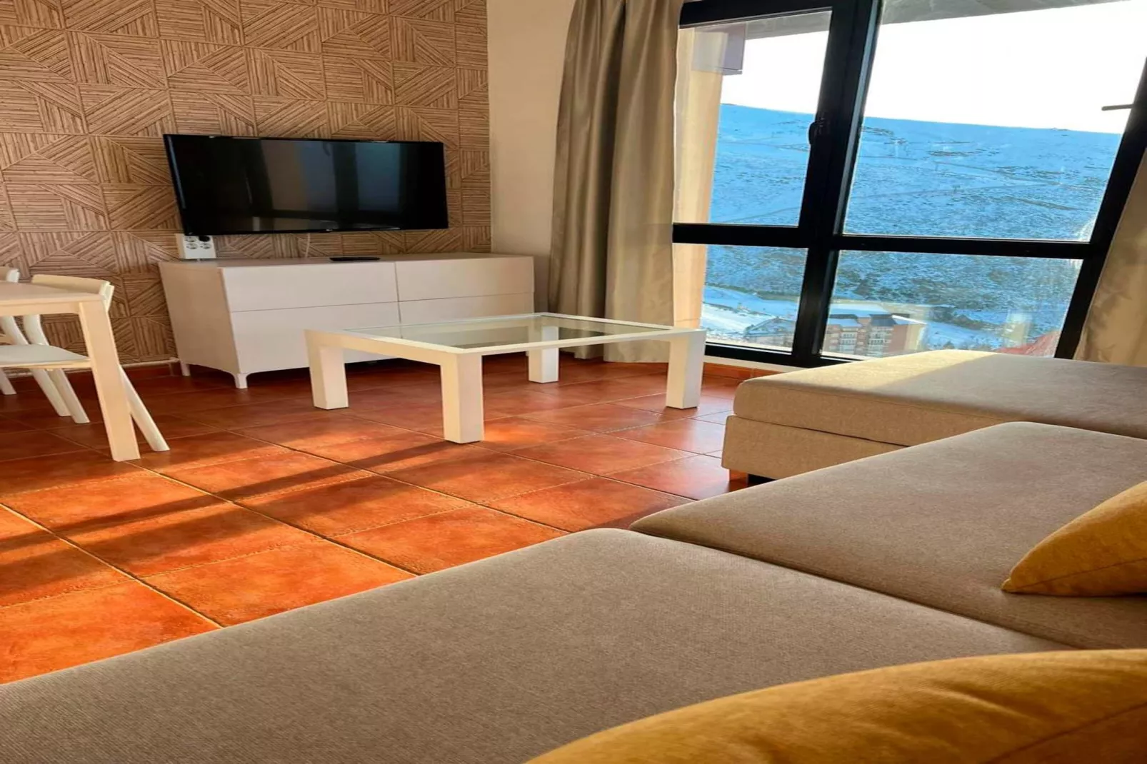 Paqui monteoiz-Salon