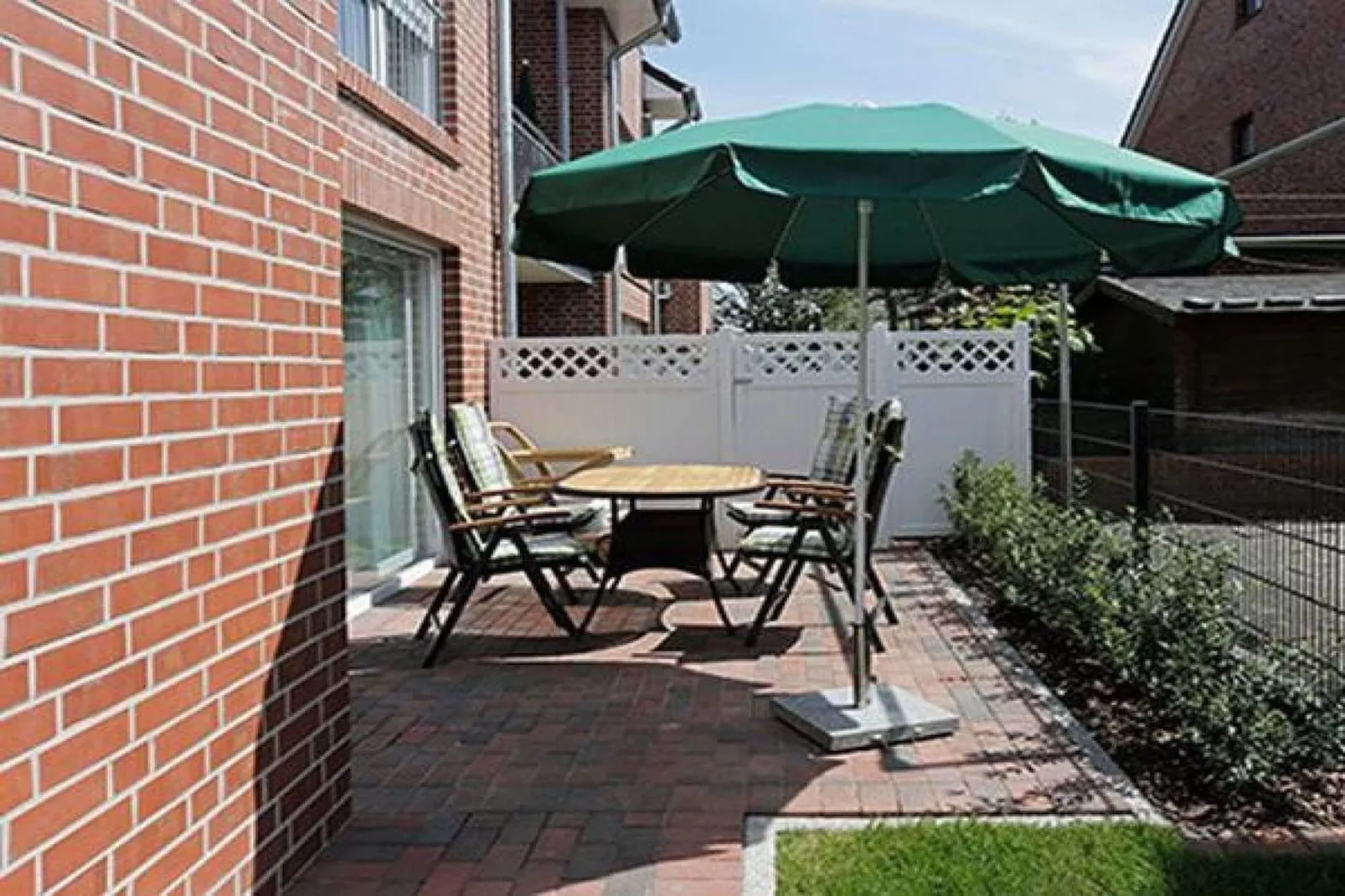 75891-Terrasse/Balkon