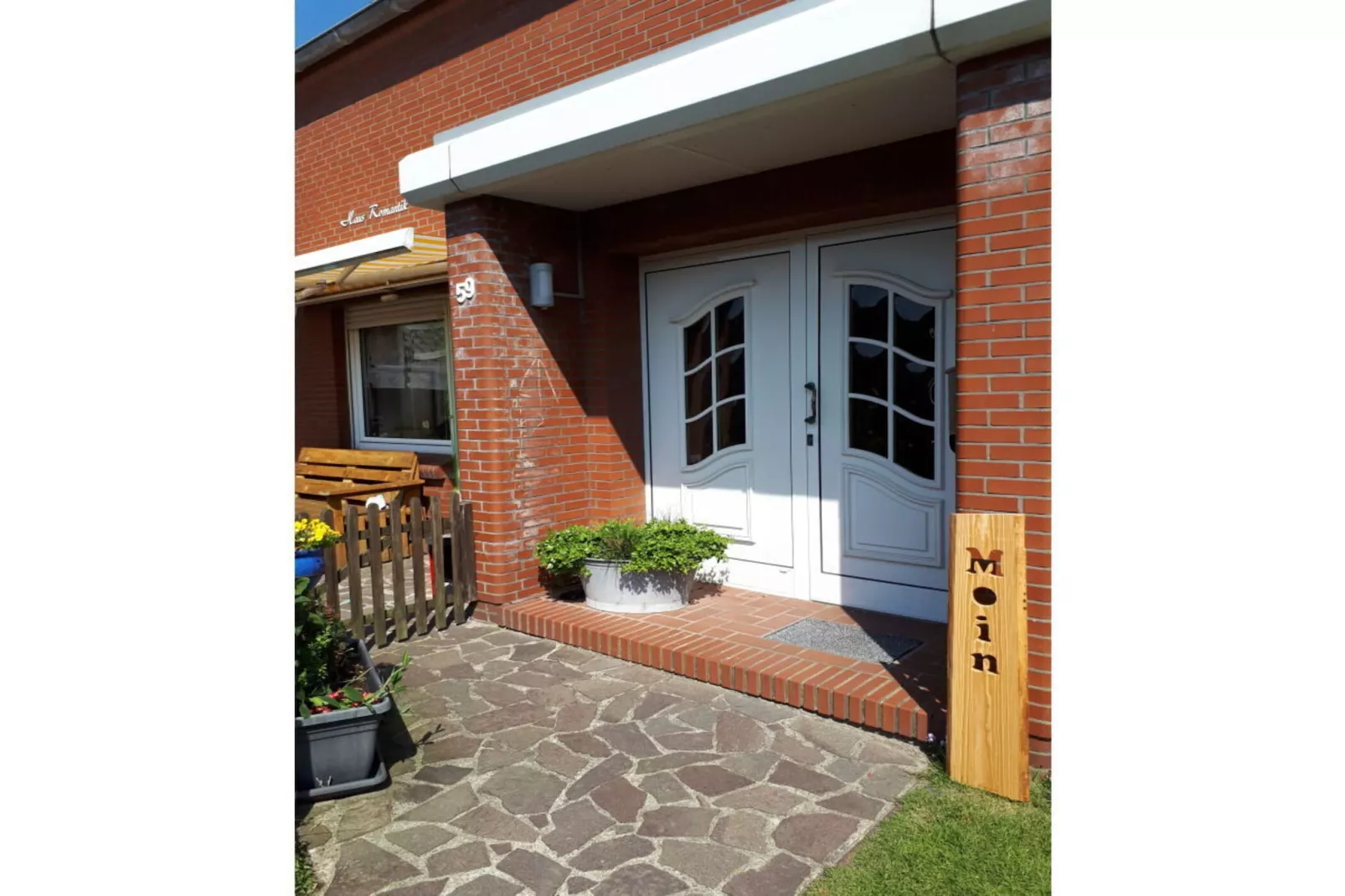 143116-Hall & reception