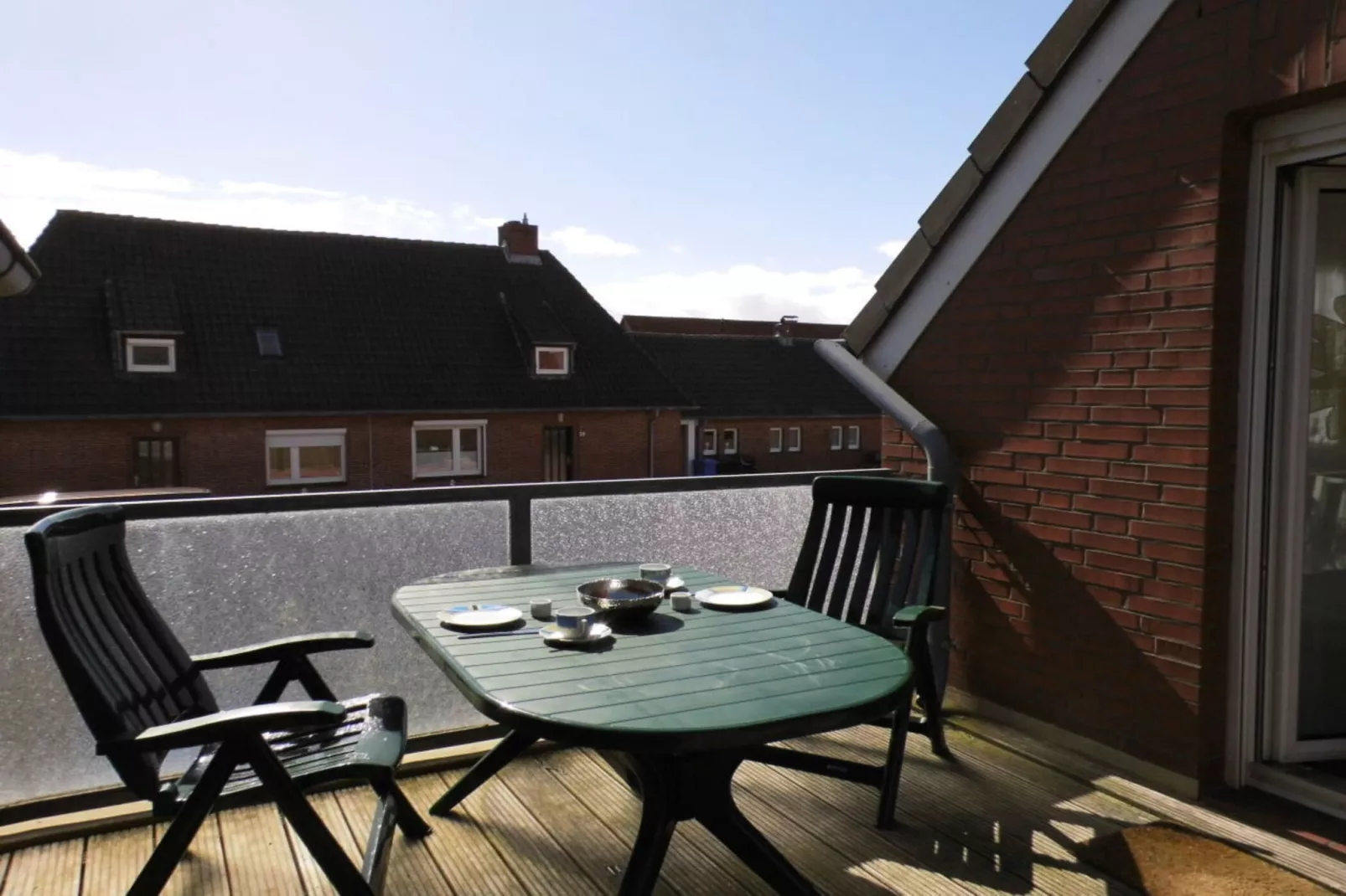 201689-Terrace balcony