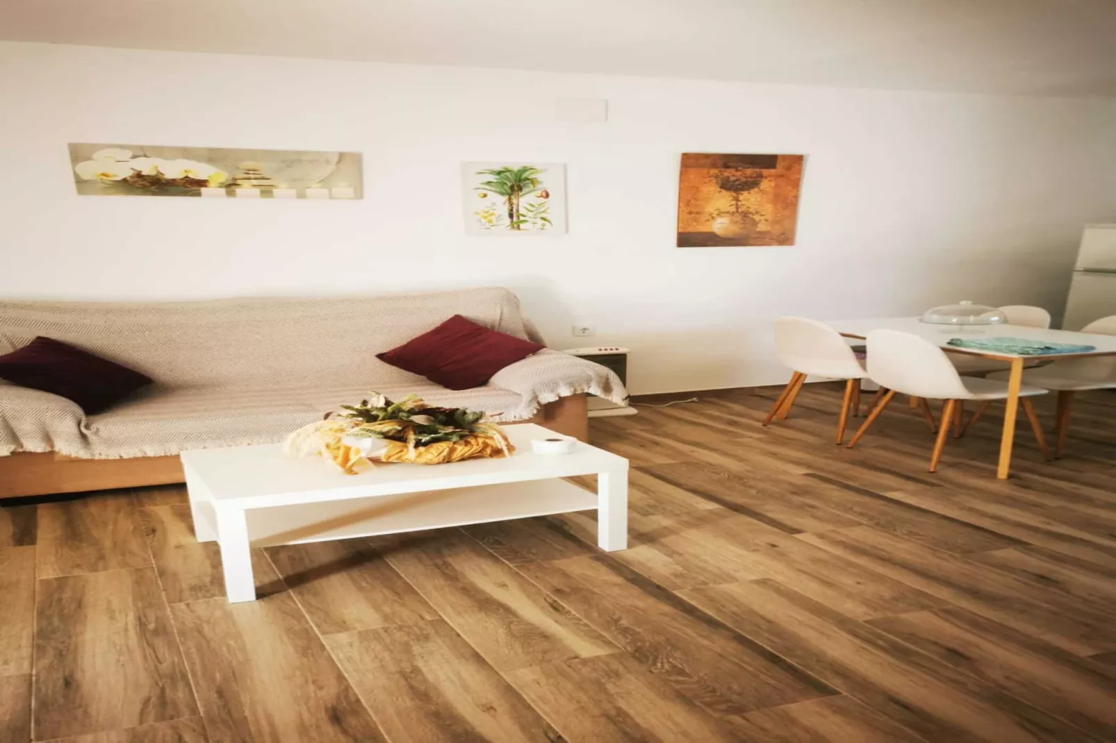 Casa Miguel-Living room