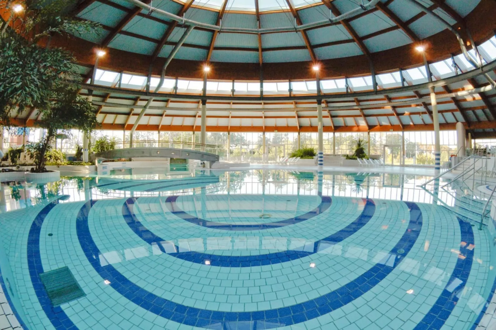 Seepark Sellin - 4 Personen - Swimming pool